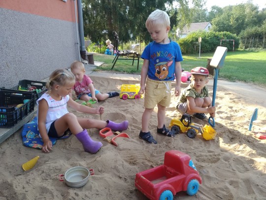 Ve školce s novými kamarády