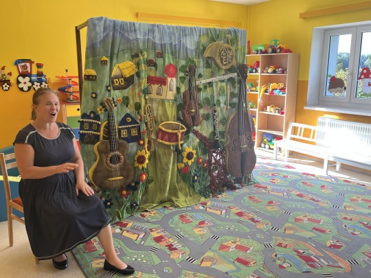 Přijelo k nám divadlo